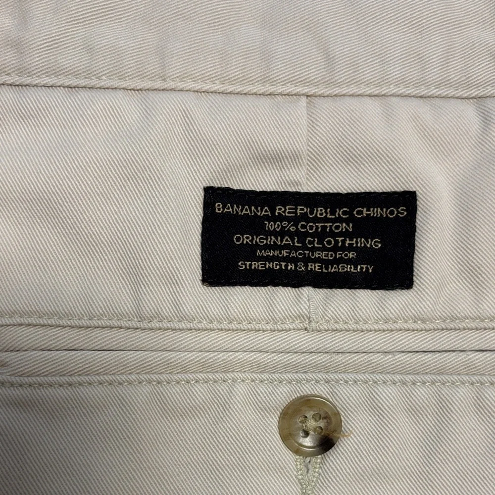 Banana Republic elegant light